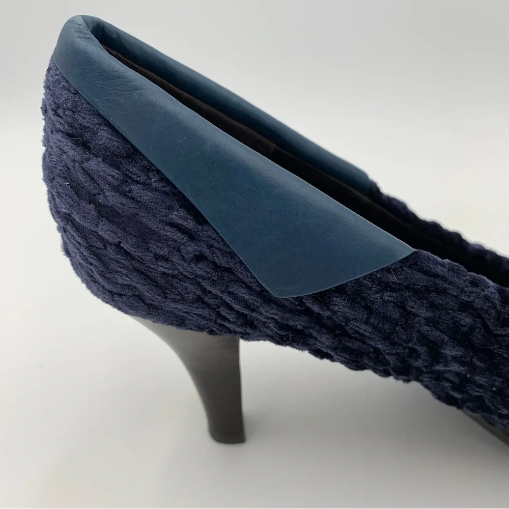 Aerosoles Crushed Velvet Heels Pumps Navy Blue Sz 8 “Lust Worthy”‎ Dress Shoes